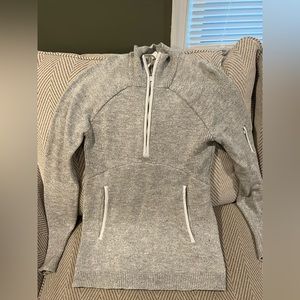 Lululemon 1/4 Zip Sweater size Medium women’s